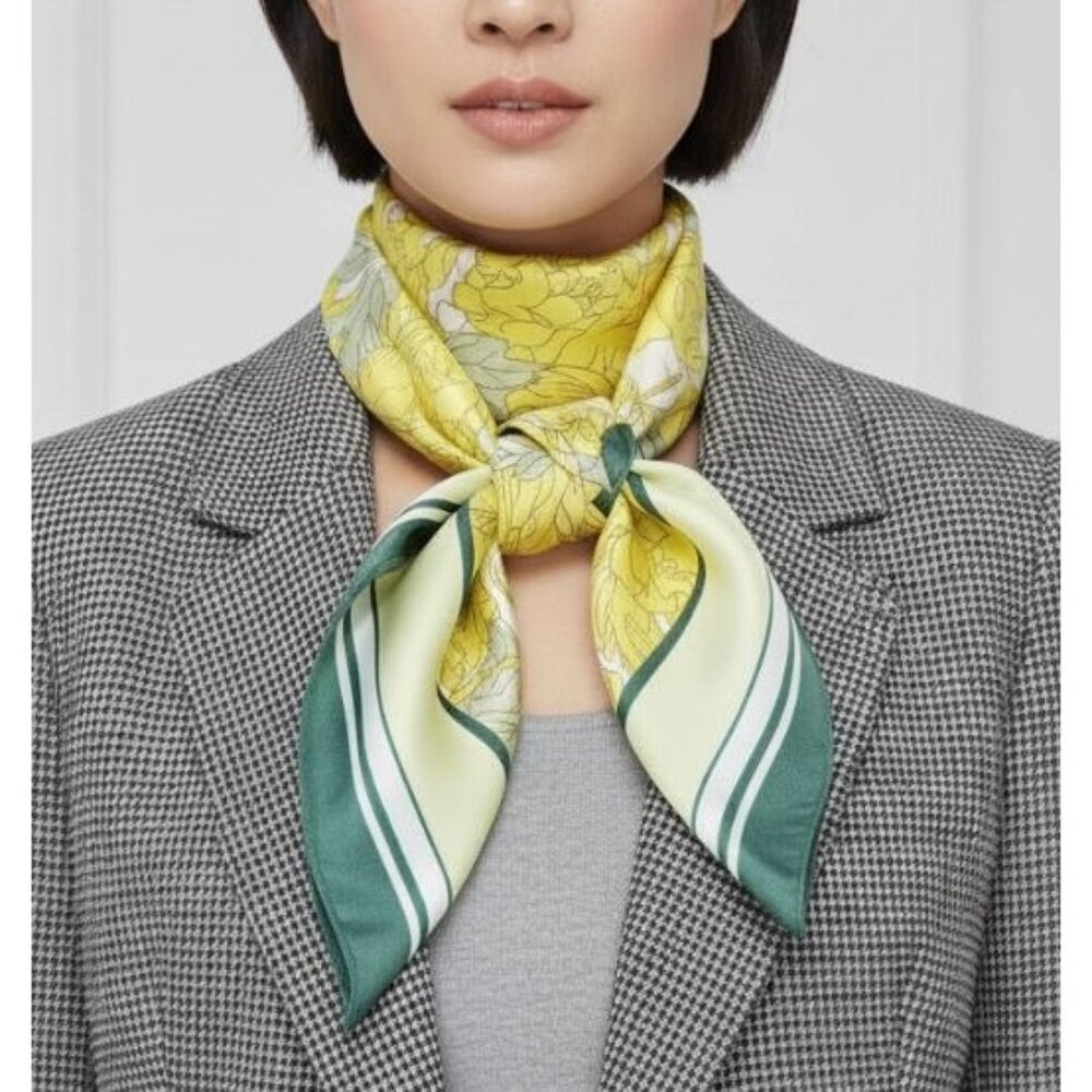 ⭐New Flowers Elegant Bandana Square Silky Scarf Vintage Vibes Yellow Green Hijab